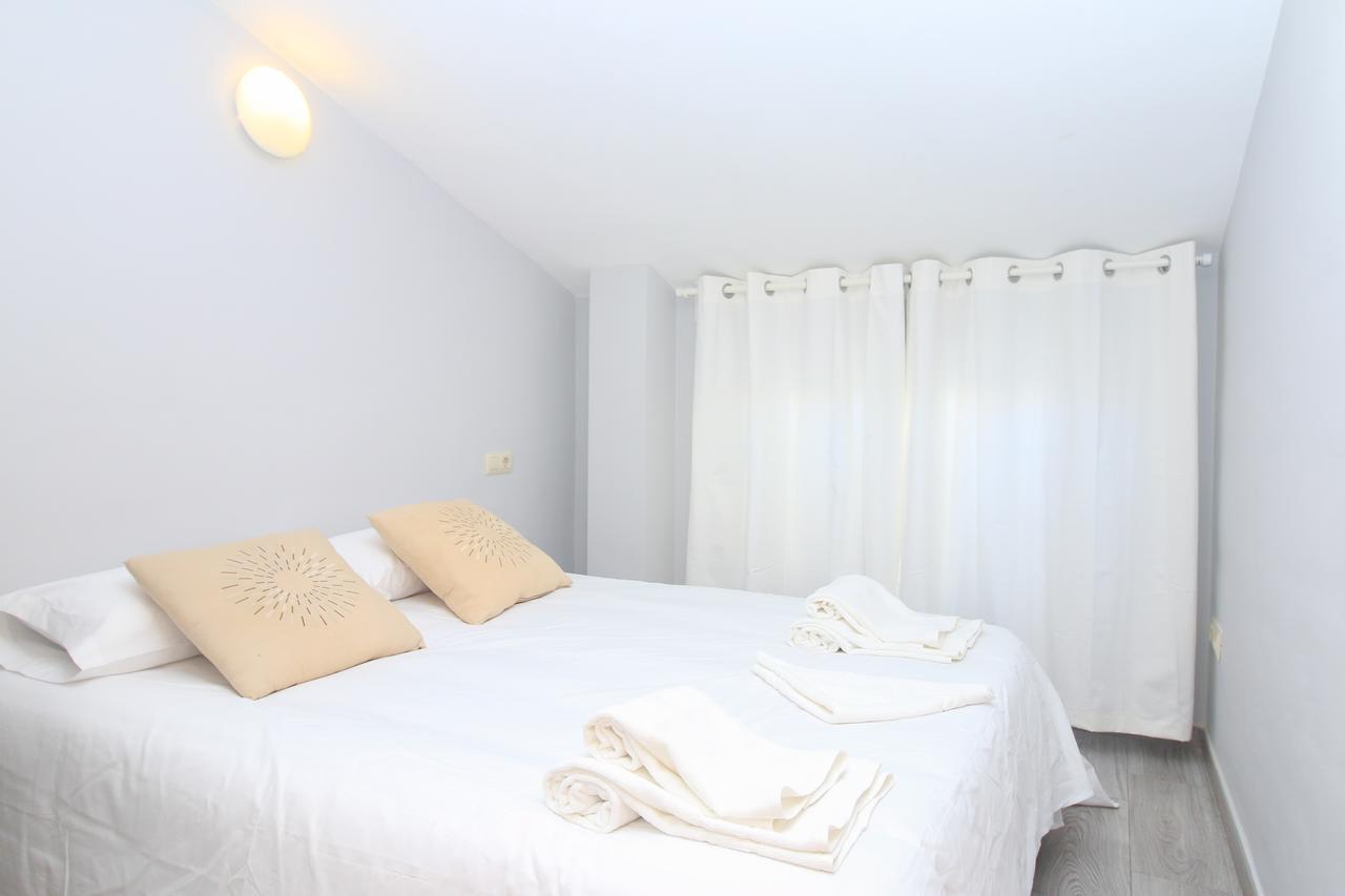 Bet Apartments - Tramontana Apartments Валенсия Экстерьер фото