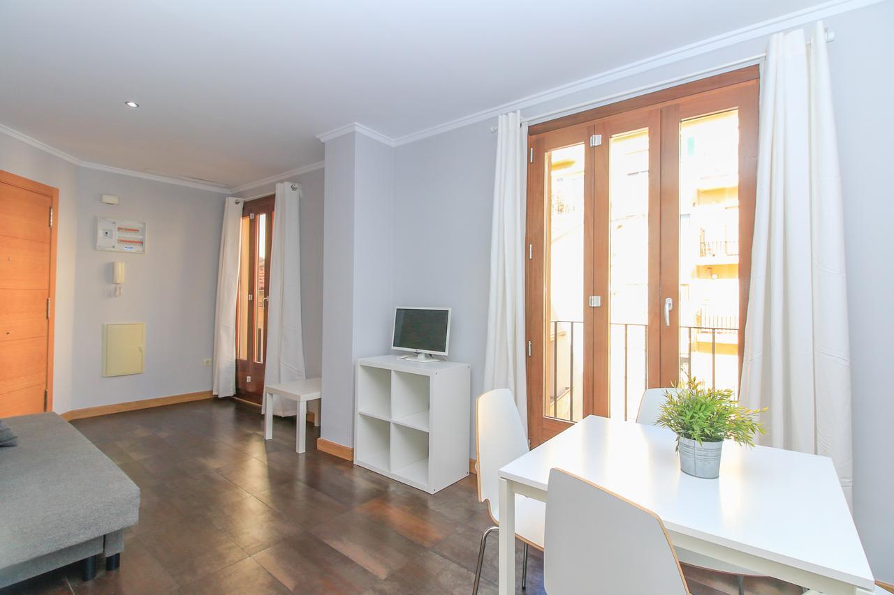 Bet Apartments - Tramontana Apartments Валенсия Экстерьер фото