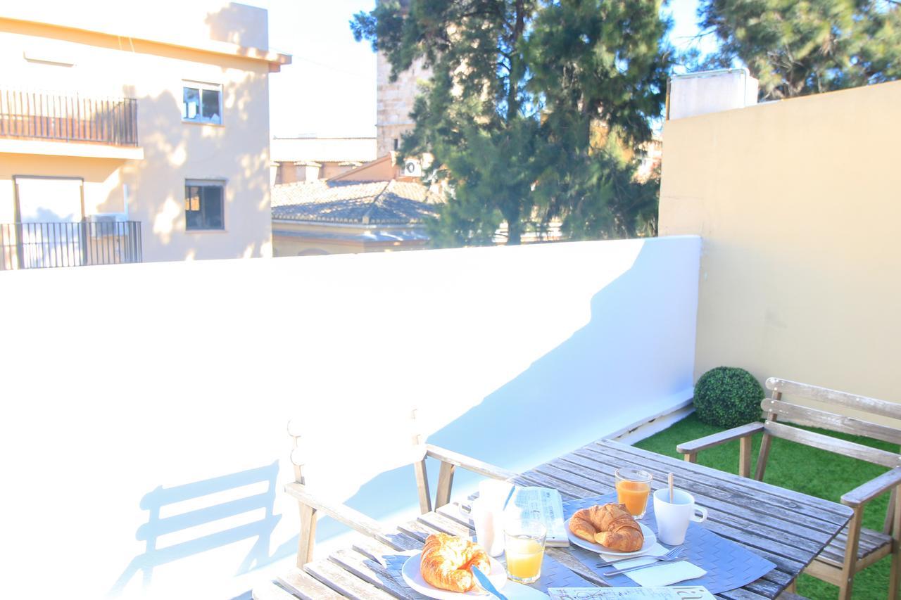 Bet Apartments - Tramontana Apartments Валенсия Экстерьер фото