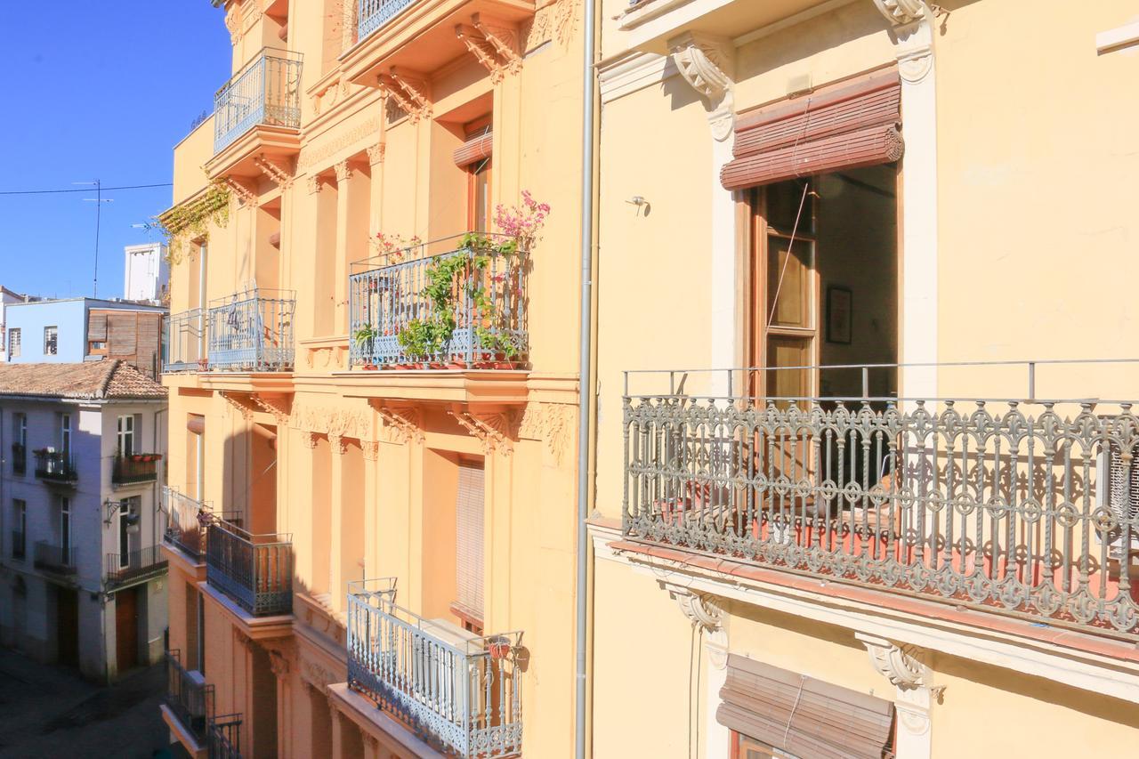 Bet Apartments - Tramontana Apartments Валенсия Экстерьер фото